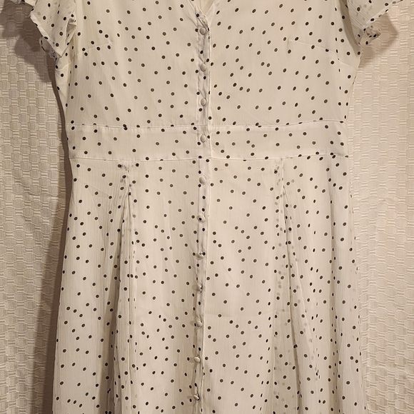 White Polka Dot Mini Dress Button Up Light And Airy Lanacore - Picture 2 of 9